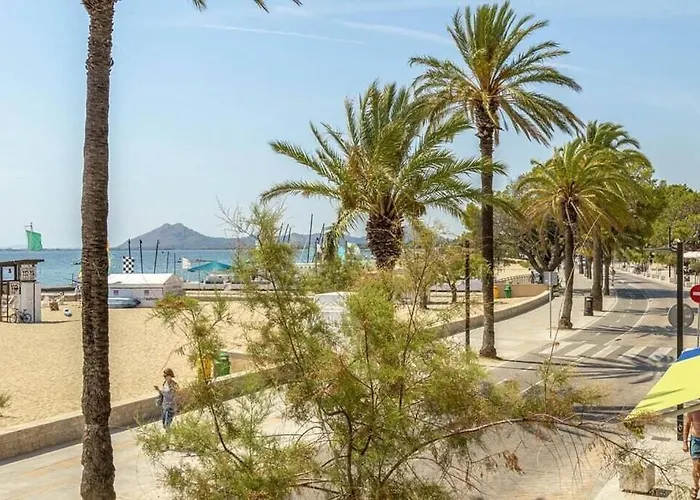 Fabulous With Views In By Renthousing * Port de Pollença