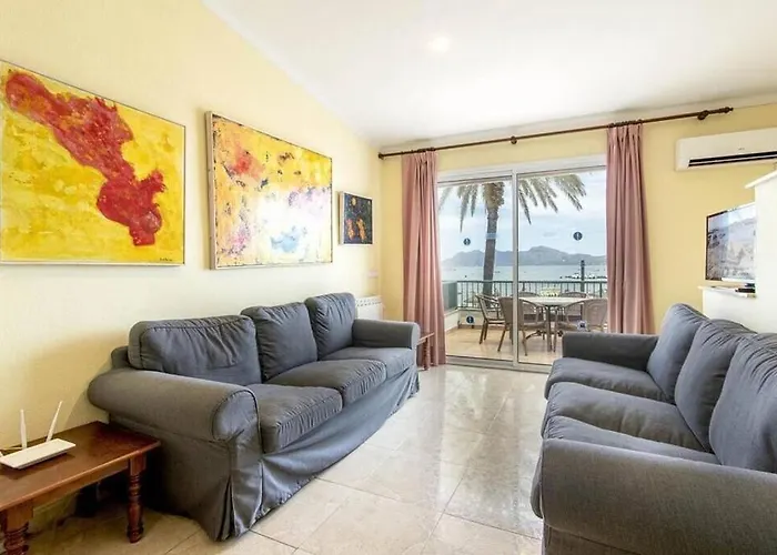 Fabulous With Views In By Renthousing Port de Pollença