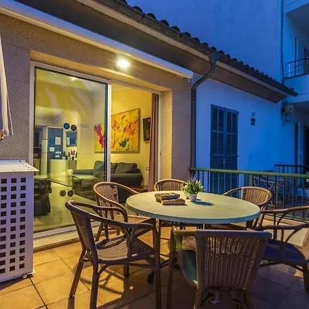 Fabulous With Views In By Renthousing * Port de Pollença