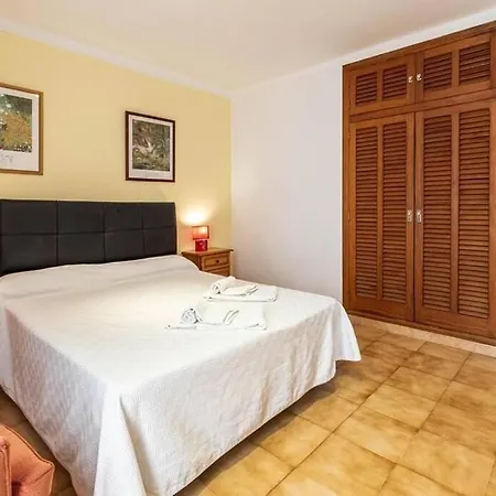 Fabulous With Views In By Renthousing Apartment Port de Pollença
